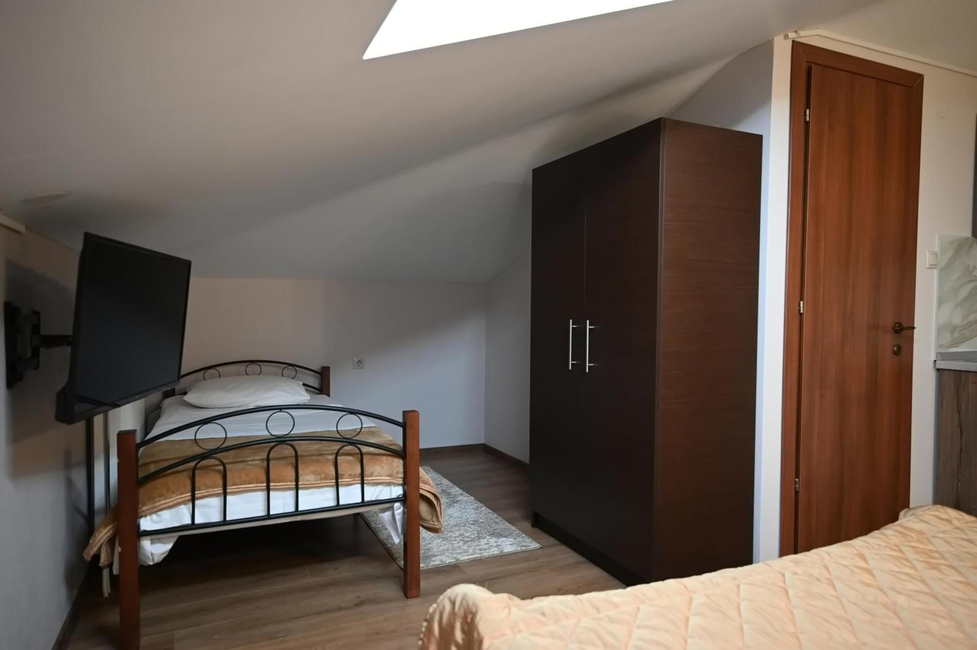 Hotel Agnanti Unique Hospitality カストリア エクステリア 写真